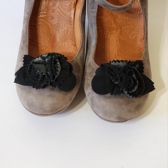 ANTHROPOLOGIE CHIE MIHARA SUEDE MARY JANE HEELS 8.5 - Picture 9 of 10